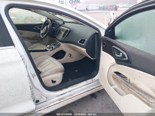 1C3CCCCB3FN593694 Chrysler 200 C