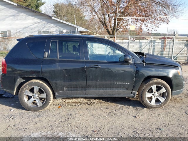 1C4NJDEB2HD126580 Jeep Compass High Altitude 4x4