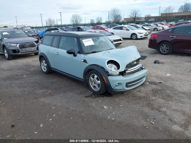 2011 MINI COOPER CLUBMAN WMWZF3C56BT267592 Photo 0