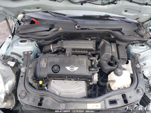 2011 MINI COOPER CLUBMAN WMWZF3C56BT267592 Photo 9