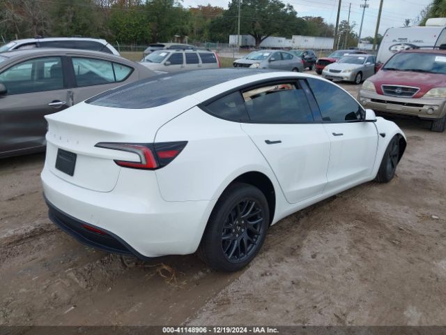 5YJ3E1EA1RF869176 Tesla Model 3 Long Range Dual Motor All-wheel Drive/rear-wheel Drive