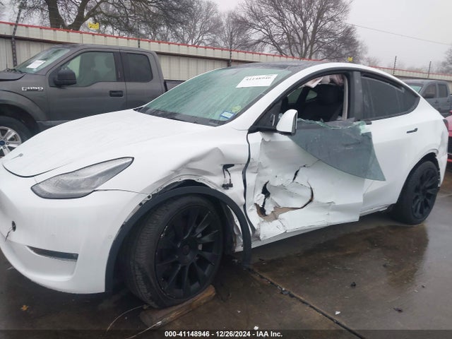 2022 TESLA MODEL Y 7SAYGDEE3NF322122 Photo 5