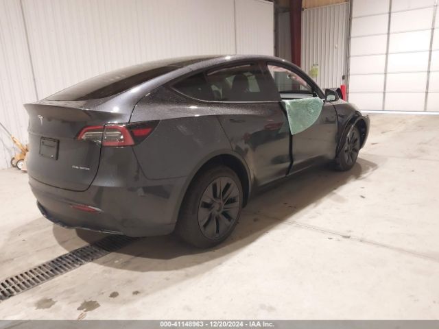 7SAYGDEE5SF248102 Tesla Model Y Long Range Dual Motor All-wheel Drive