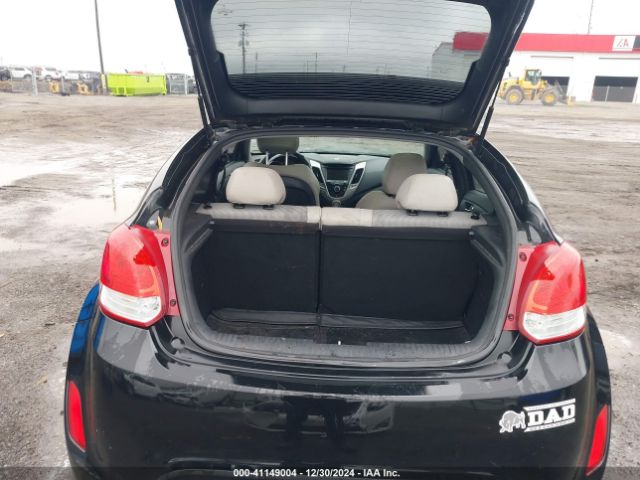 KMHTC6AD8EU211077 Hyundai Veloster Base W/gray