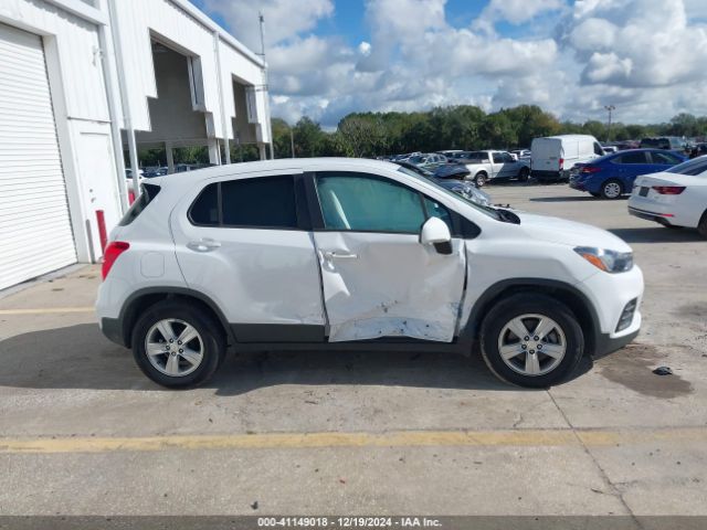 3GNCJKSB9LL155942 Chevrolet Trax Fwd Ls