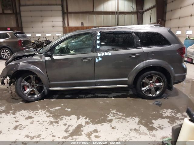 3C4PDDGGXFT518996 Dodge Journey Crossroad