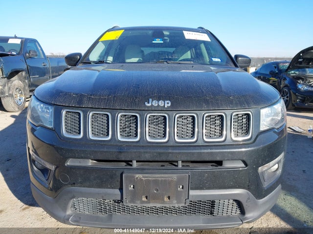Jeep Compass Latitude 4x4 2018 3C4NJDBB4JT113415 Image 12