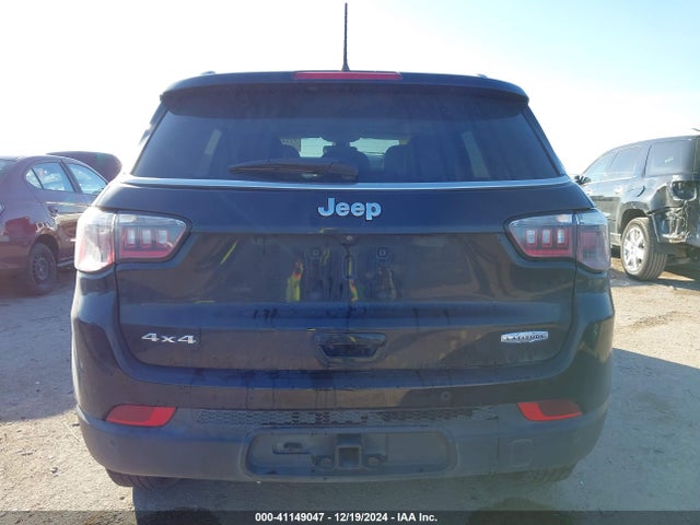 Jeep Compass Latitude 4x4 2018 3C4NJDBB4JT113415 Image 16