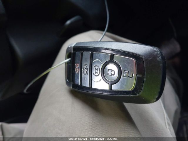3FA6P0HD3HR263548 Ford FUSION SE