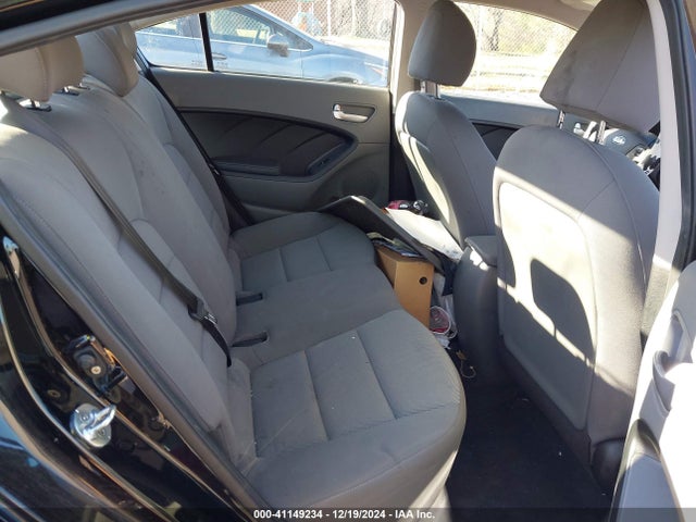 KIA FORTE LX 2017 3KPFK4A72HE029834 Image 8