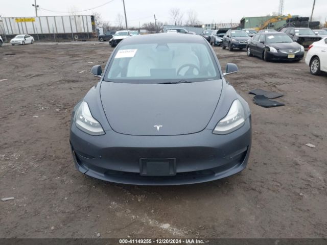 5YJ3E1EB5KF533660 Tesla Model 3 Long Range/performance