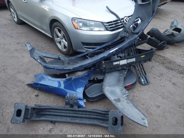 1VWAT7A33HC014284 Volkswagen Passat 1.8t S