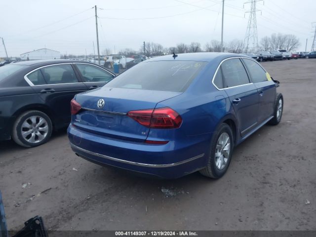 1VWAT7A33HC014284 Volkswagen Passat 1.8t S