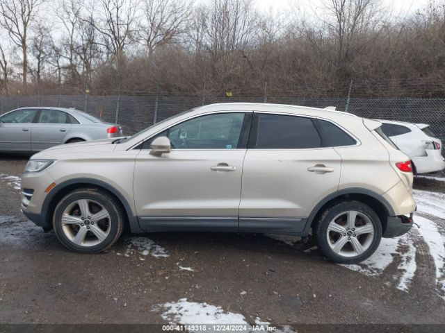 5LMCJ1C9XHUL34477 Lincoln Mkc Premiere