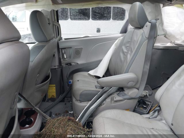 5TDDK3DC0ES091034 Toyota Sienna Xle/limited