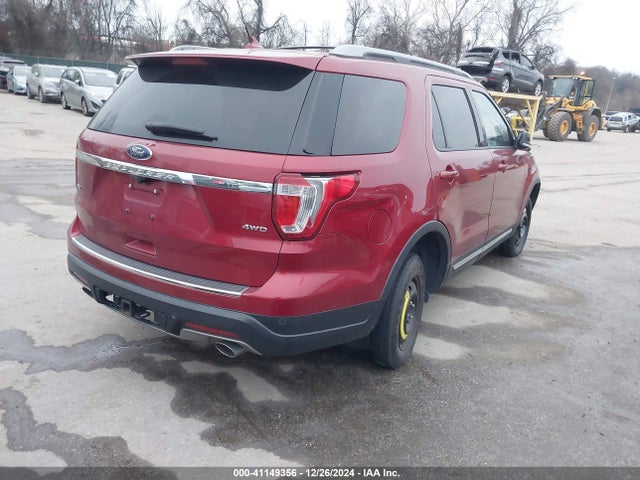 Ford EXPLORER XLT 2018 1FM5K8D86JGC23789 Image 4
