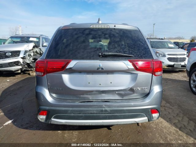 JA4AD3A39HZ022132 Mitsubishi Outlander Se