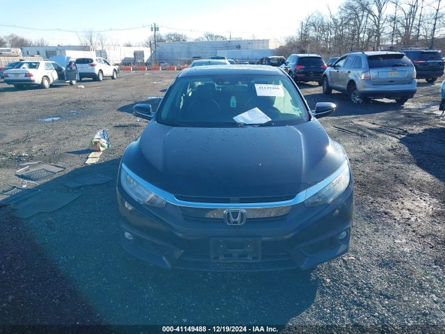 2HGFC1F95HH638024 Honda Civic Touring