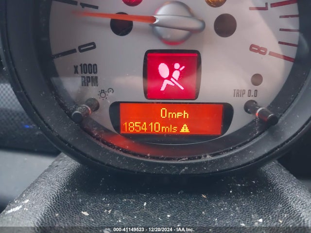 2011 MINI COOPER S WMWSV3C5XBTY25190 Photo 6