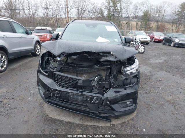 YV4162UM1L2171468 Volvo Xc40 T5 R-design