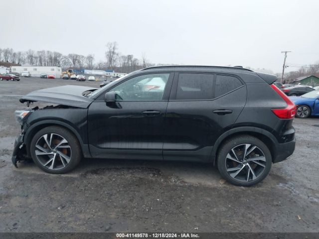 YV4162UM1L2171468 Volvo Xc40 T5 R-design