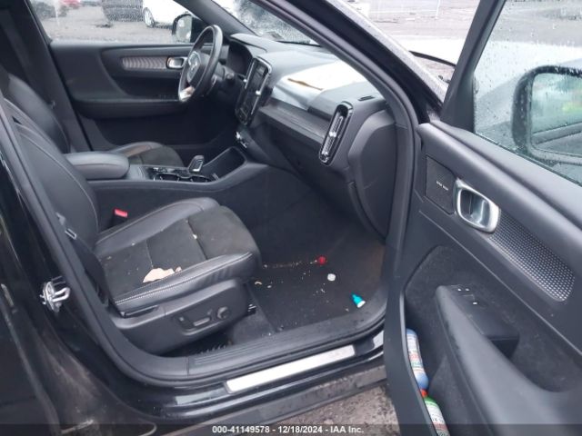 YV4162UM1L2171468 Volvo Xc40 T5 R-design