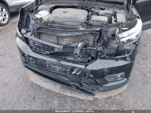 YV4162UM1L2171468 Volvo Xc40 T5 R-design
