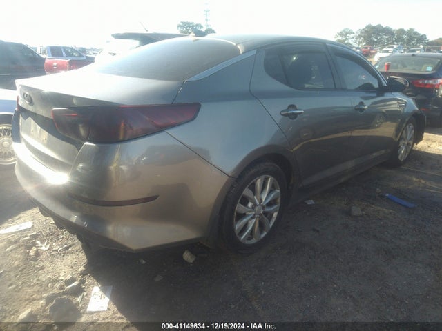 5XXGR4A78FG458268 KIA OPTIMA SX