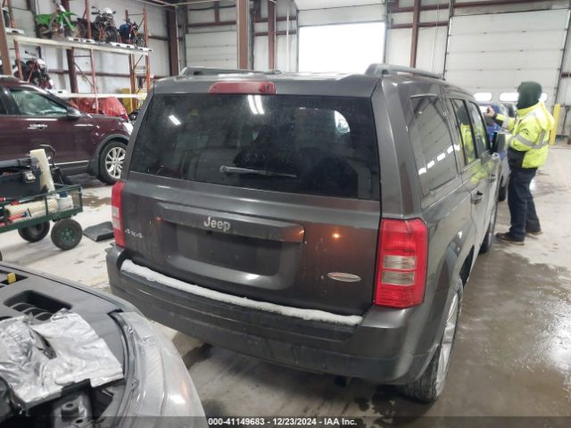 1C4NJRFB0GD632774 Jeep Patriot Latitude