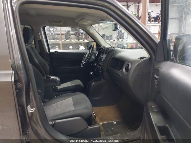1C4NJRFB0GD632774 Jeep Patriot Latitude