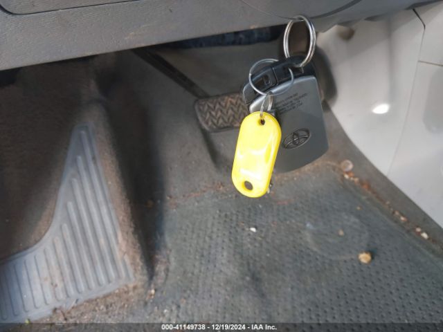 5TDYK3DC7ES438893 Toyota Sienna Xle/limited