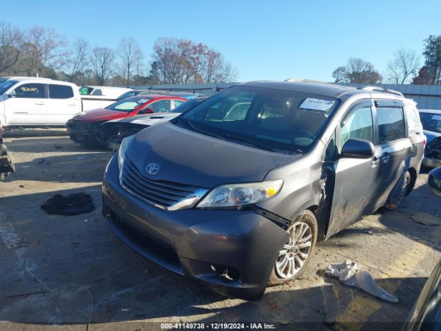5TDYK3DC7ES438893 Toyota Sienna Xle/limited