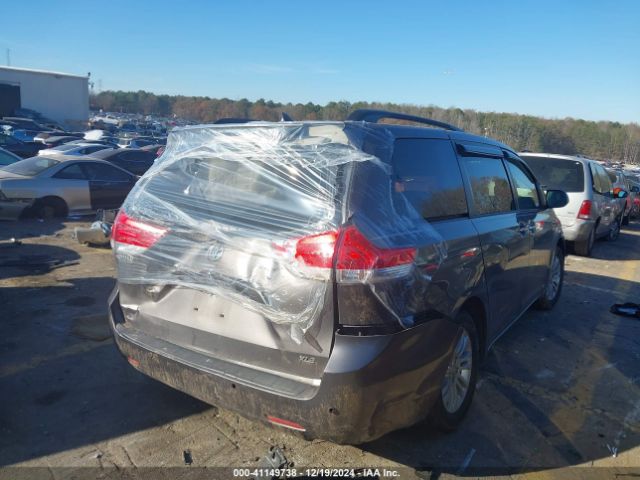 5TDYK3DC7ES438893 Toyota Sienna Xle/limited