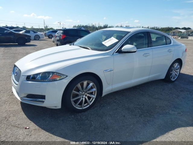 2013 JAGUAR XF SAJWA0ES4DPS69747 Photo 1