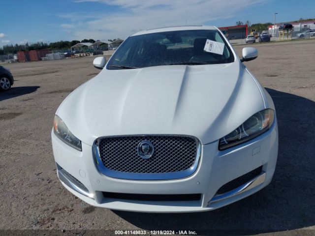 2013 JAGUAR XF SAJWA0ES4DPS69747 Photo 5