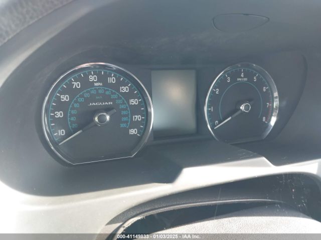 2013 JAGUAR XF SAJWA0ES4DPS69747 Photo 6