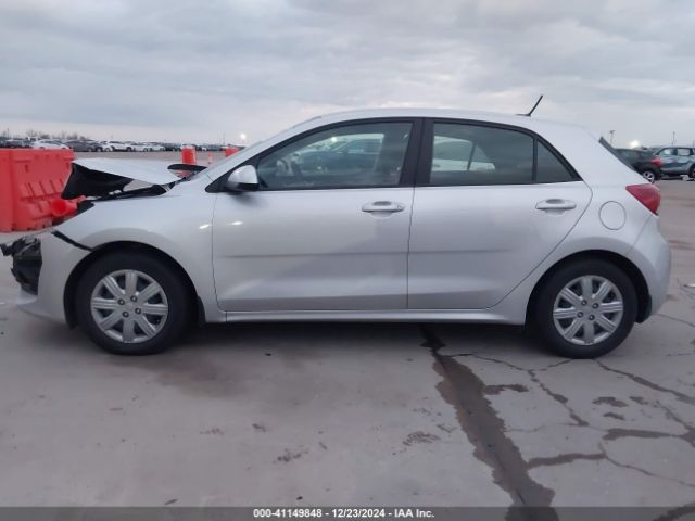 3KPA25AD7ME433289 KIA Rio 5-door S