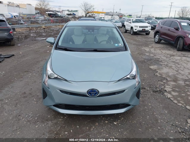 Toyota Prius Four 2017 JTDKARFU7H3051400 Image 13