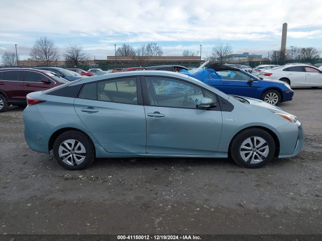 Toyota Prius Four 2017 JTDKARFU7H3051400 Image 14