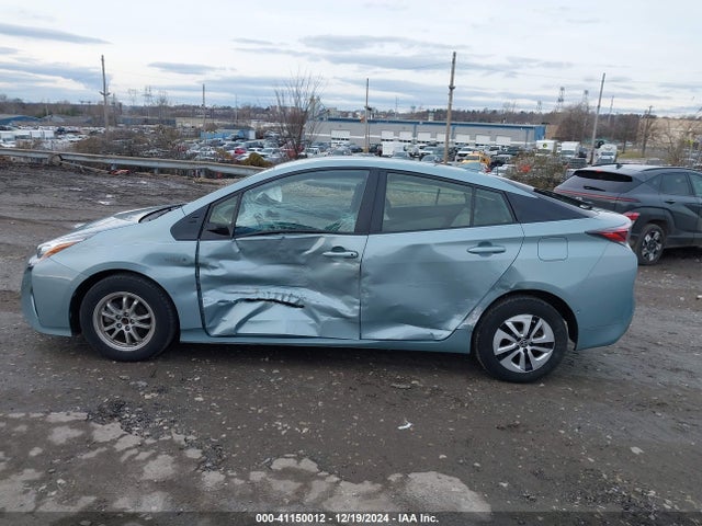 Toyota Prius Four 2017 JTDKARFU7H3051400 Image 15