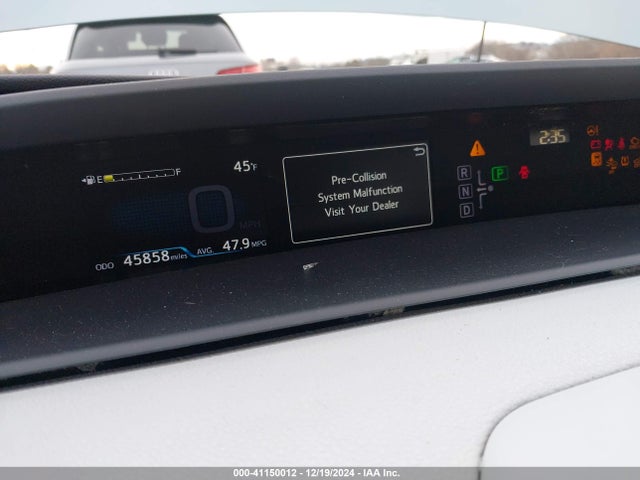 Toyota Prius Four 2017 JTDKARFU7H3051400 Image 16