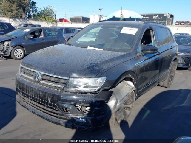 3VV3B7AX7LM132123 Volkswagen Tiguan 2.0t Se/2.0t Se R-line Black/2.0t Sel