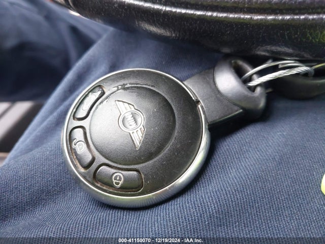 2012 MINI COOPER CLUBMAN WMWZF3C58CT488953 Photo 10