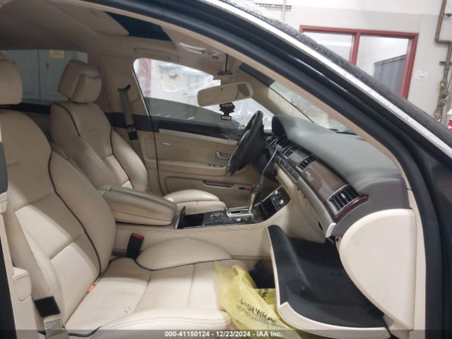 2010 AUDI A8 L WAURVAFA6AN008913 Photo 4