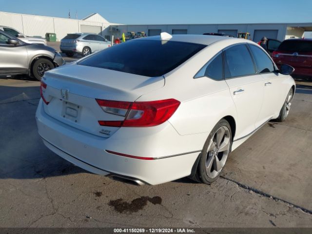 1HGCV2F98JA037309 Honda Accord Touring 2.0t