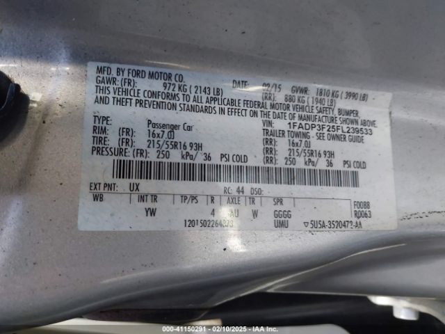 1FADP3F25FL239533 Ford FOCUS SE