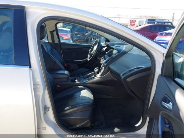 1FADP3J27EL407159 Ford Focus Titanium