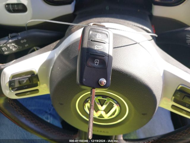 3VWF17AT0GM630596 Volkswagen Beetle 1.8t Classic