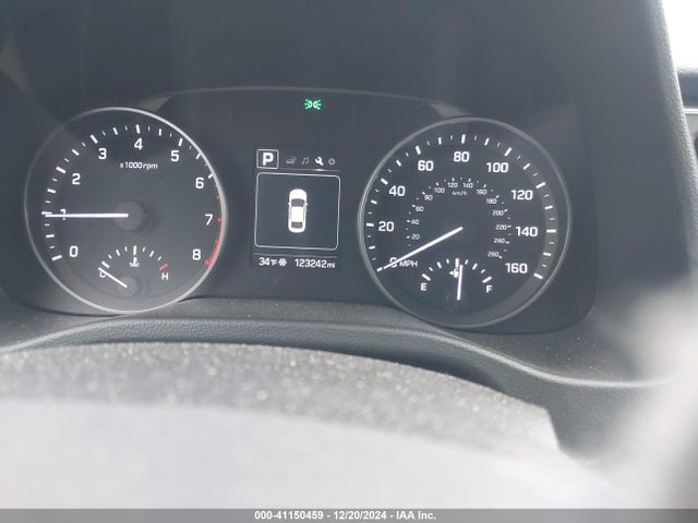 Hyundai Elantra Value Edition 2017 5NPD84LF8HH200155 Image 7