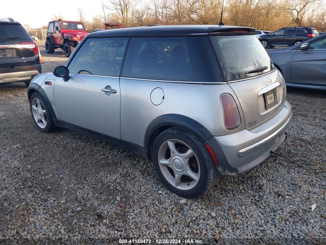 2004 MINI COOPER WMWRC33464TC53004 Photo 2